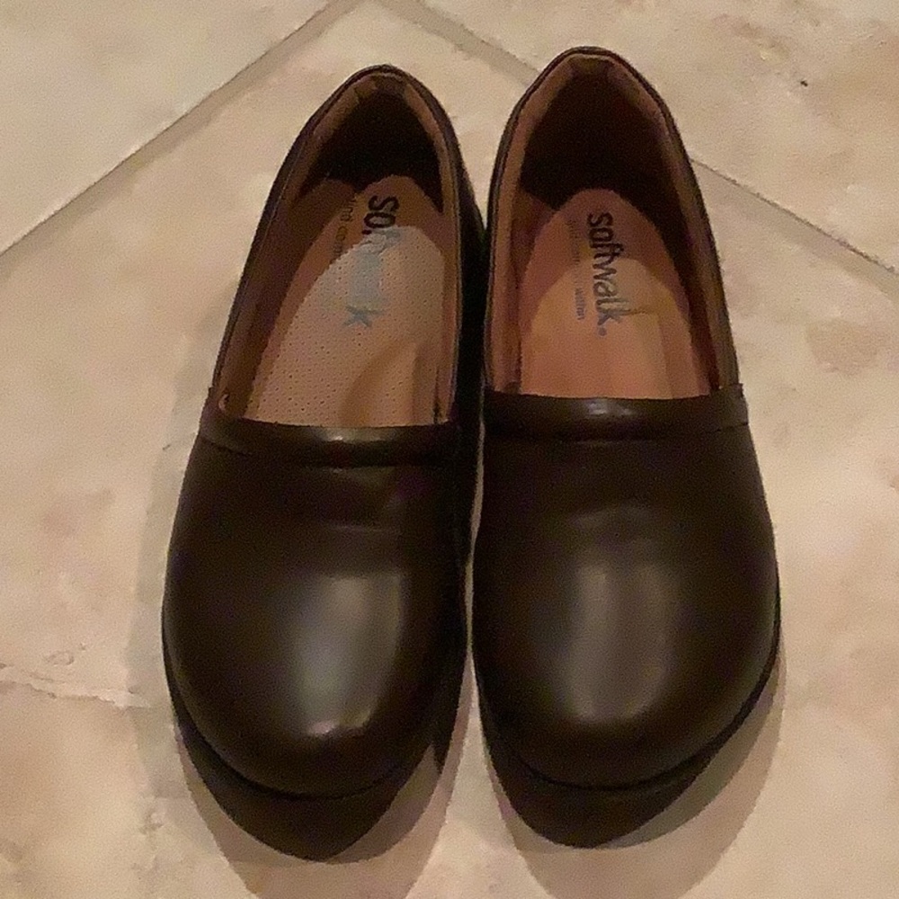 Softwalk leather slip ons